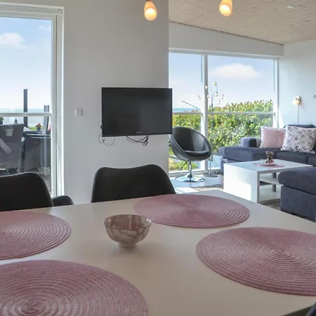 Gorgeous Home In Esbjerg V With House Sea View