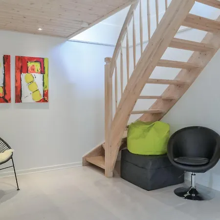 Gorgeous Home In Esbjerg V With House Sea View *