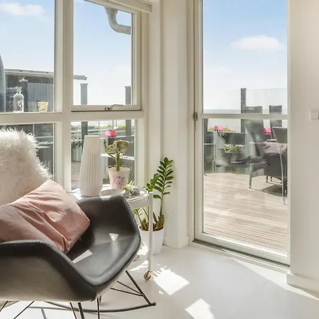 Ferienhaus Gorgeous Home In Esbjerg V With House Sea View *