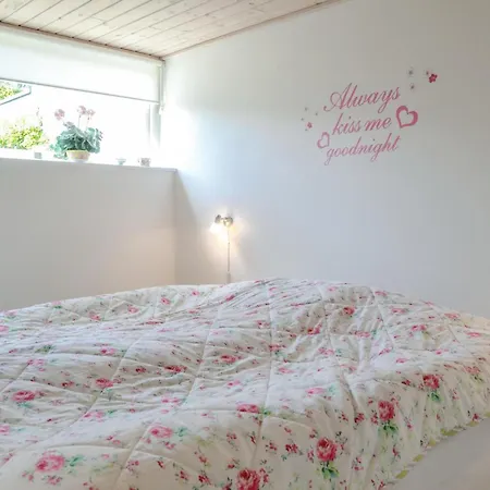 Gorgeous Home In Esbjerg V With House Sea View
