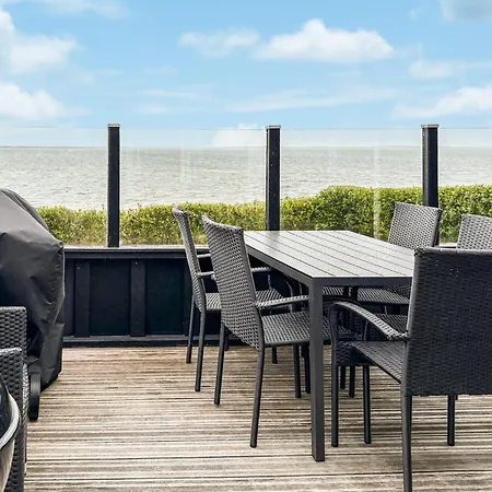 Gorgeous Home In Esbjerg V With House Sea View